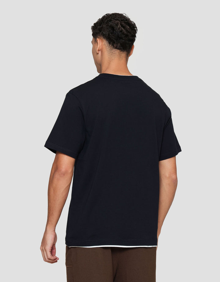 Nevada Round Neck 2 Layer With Pocket Kaos Pria