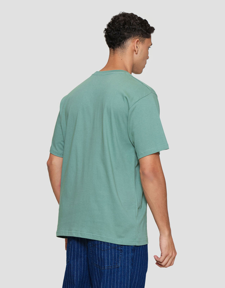 Nevada Print Hd - Push Through The Pain Kaos Pria