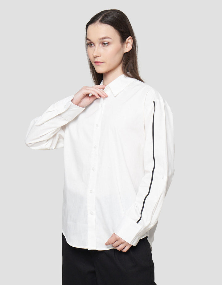 Connexion With Stripe Kemeja Wanita