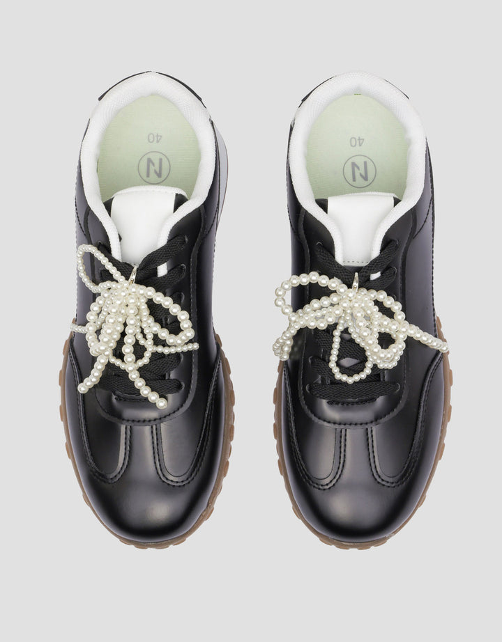 Nevada Classic Sepatu Sneakers Wanita