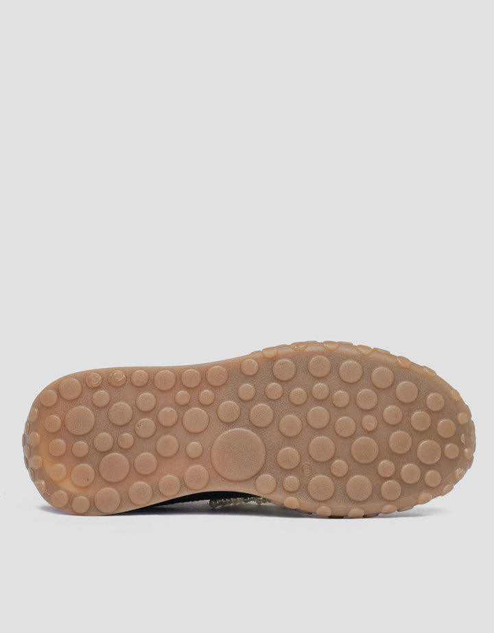 Nevada Classic Sepatu Sneakers Wanita