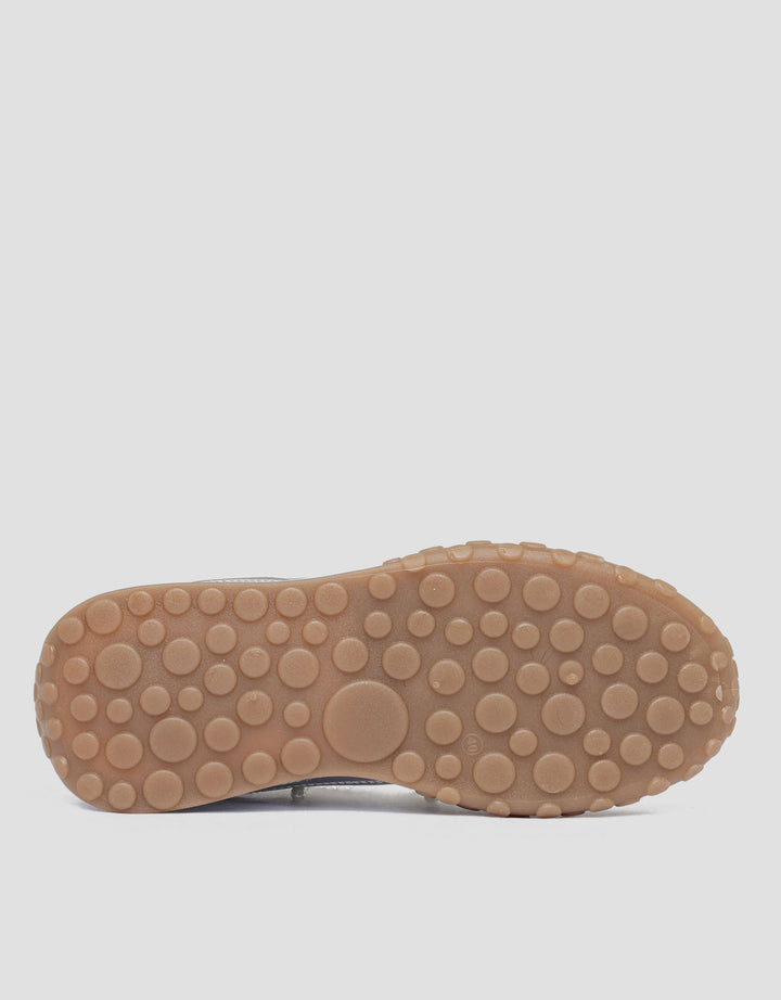 Nevada Classic Sepatu Sneakers Wanita