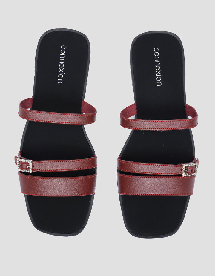 Connexion Buckle Sandal Slipper Wanita