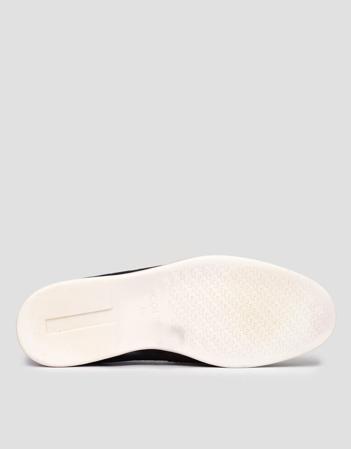 Cole Sepatu Slip On Maxim Pria