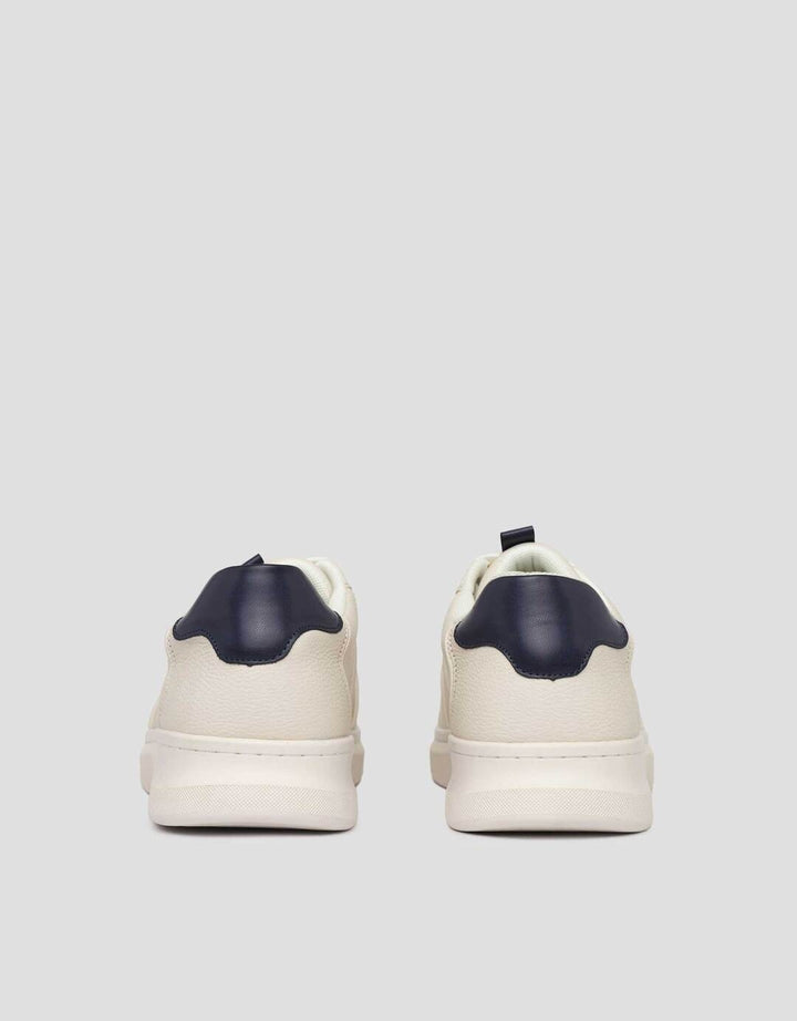 COLE SEPATU SNEAKERS GILLES PRIA
