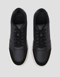 COLE SEPATU SNEAKERS RHODE PRIA