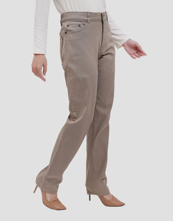 Expand Inna Celana Wanita