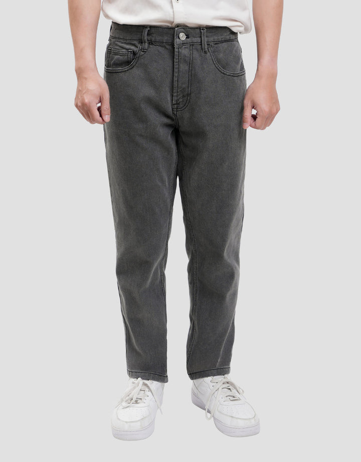 Cole Holly Denver Tapered Fit Celana Denim Pria