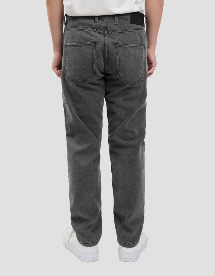 Cole Holly Denver Tapered Fit Celana Denim Pria