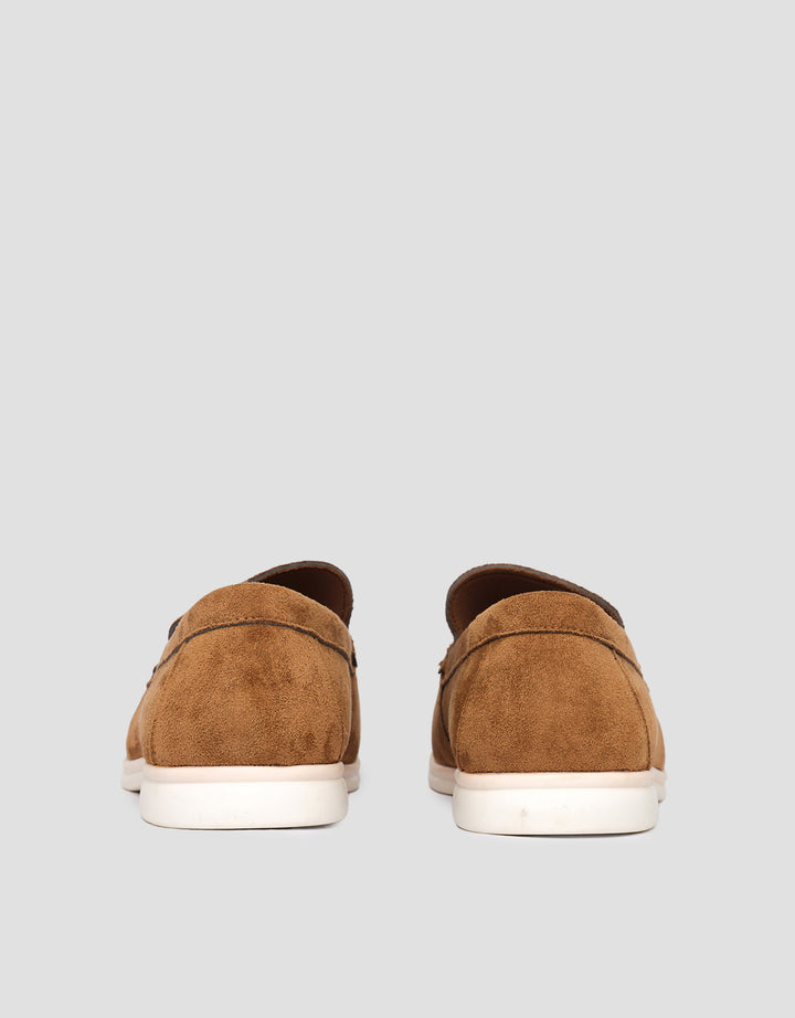 Cole Sepatu Slip On Maxim Pria