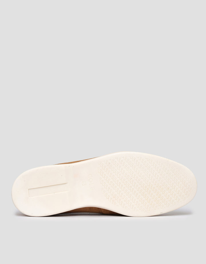 Cole Sepatu Slip On Maxim Pria