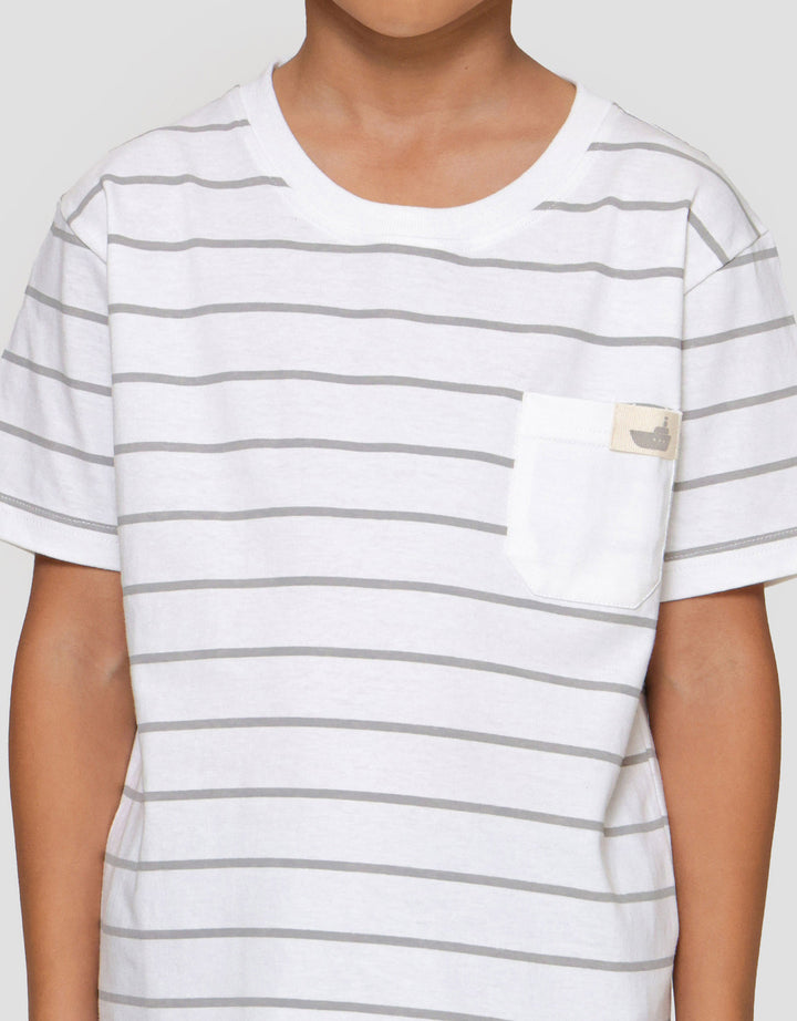 Little M Salur Kantong Patch Kaos Anak Laki-laki