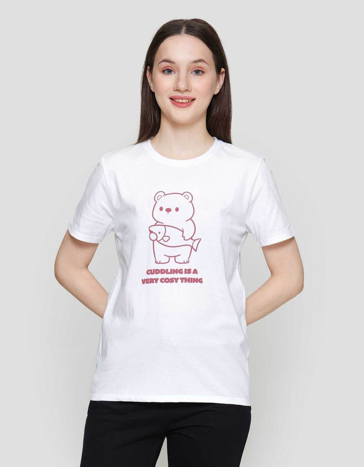 Nevada Solid Bb Reg Cvc Cuddling Bear Kaos Lengan Pendek Wanita