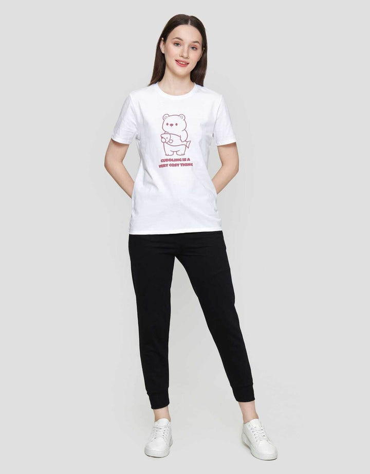 Nevada Solid Bb Reg Cvc Cuddling Bear Kaos Lengan Pendek Wanita