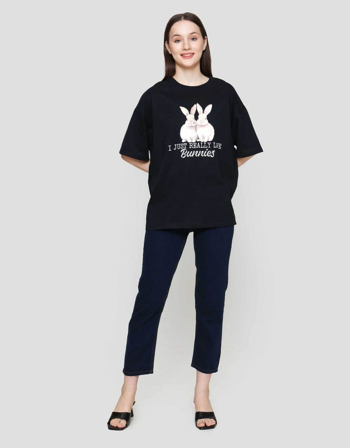 Nevada Oversize Comb Bunnies Kaos Lengan Pendek Wanita