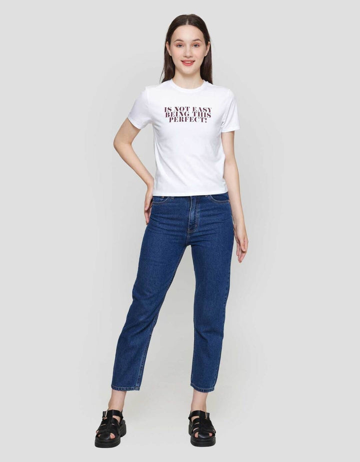 Nevada Just A Girl Kaos Lengan Pendek Wanita