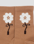 Nevada Quarter Flower Kaos Kaki Wanita