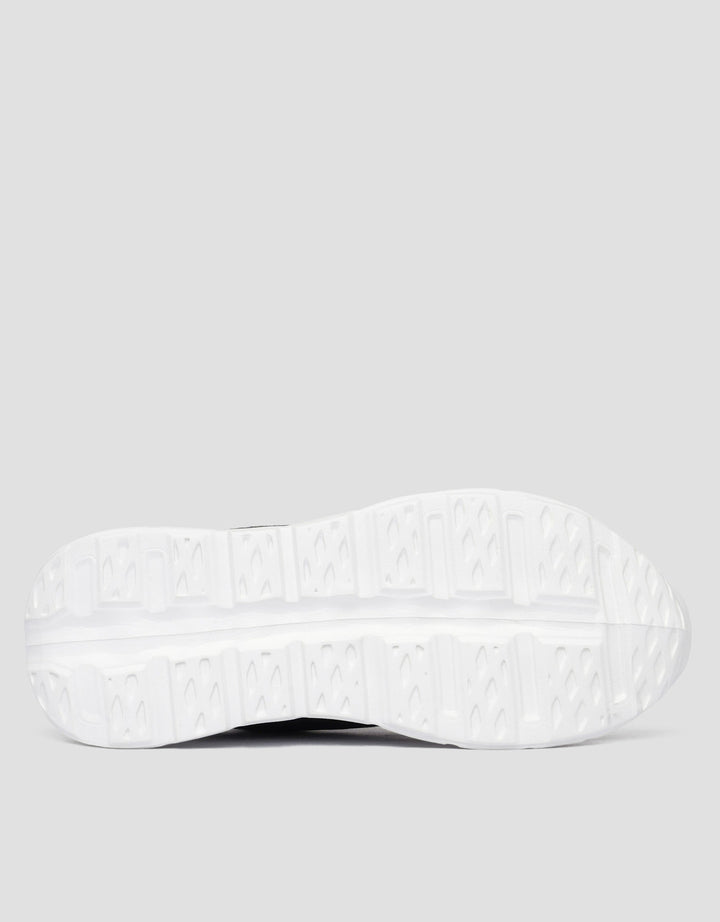 Nevada Sepatu Sneakers M091A Pria