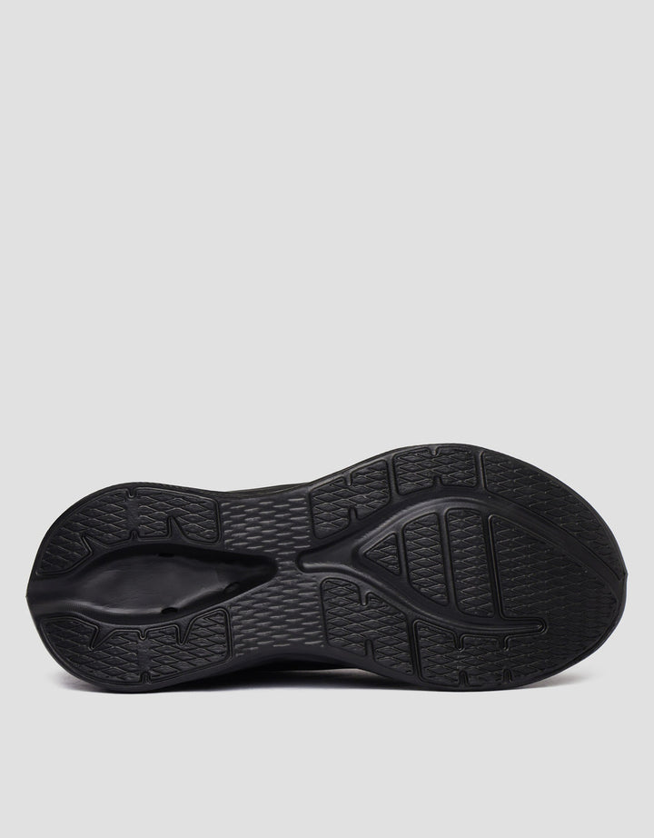 NEVADA SEPATU SNEAKERS RM02 PRIA