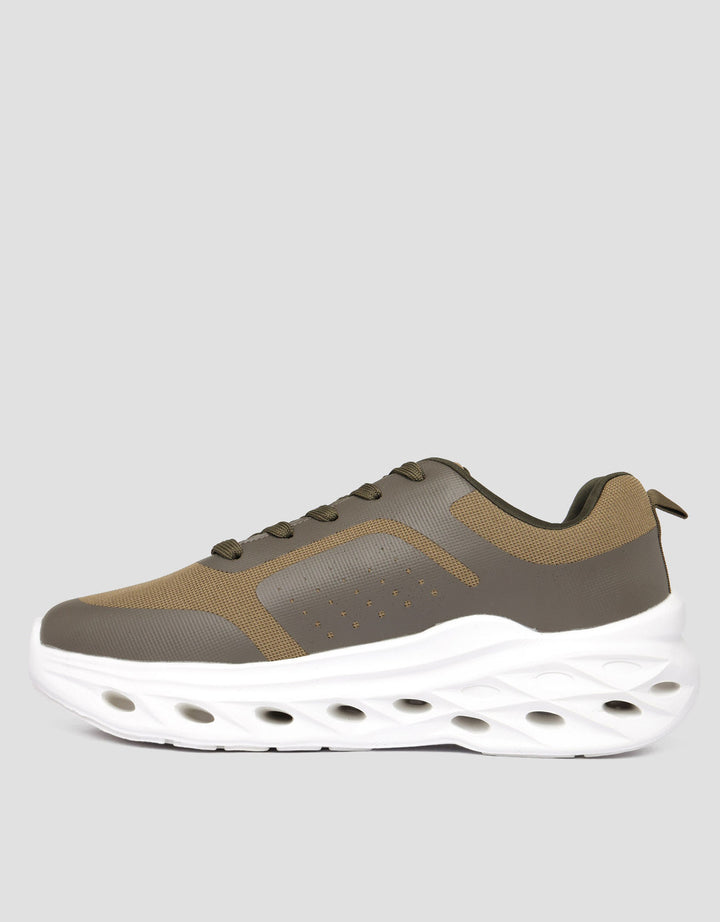 NEVADA SEPATU SNEAKERS RM02 PRIA