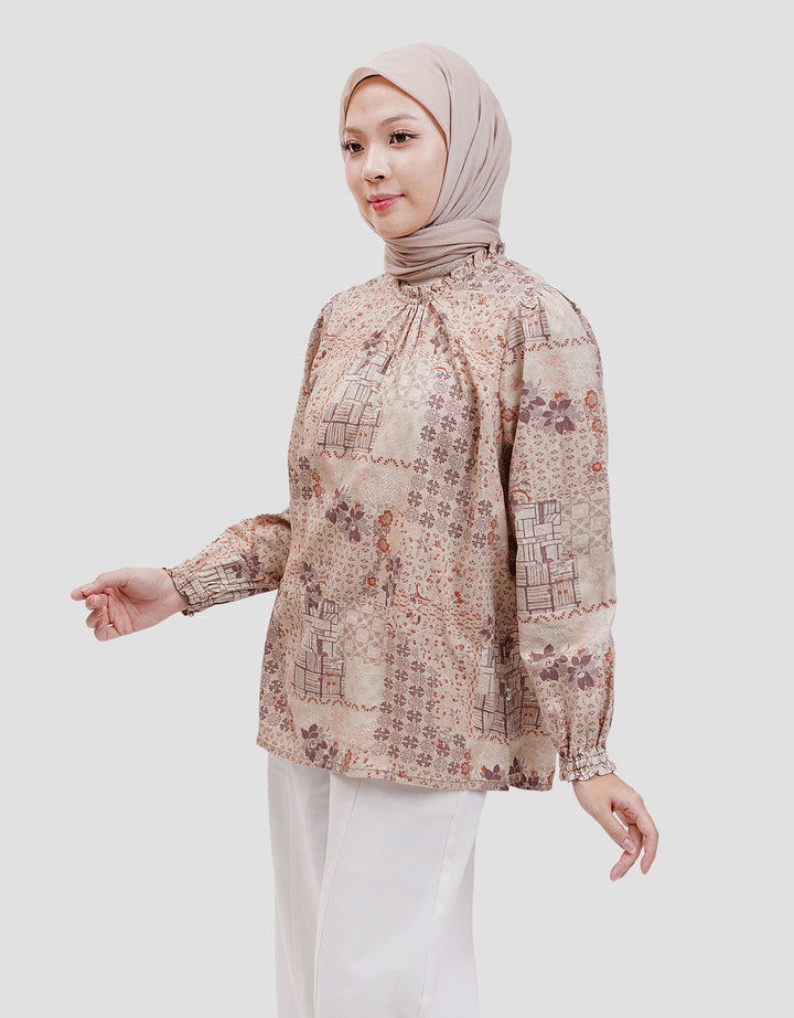 Expand Hikaru Blouse Wanita