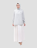 Expand Sheila Blouse Wanita