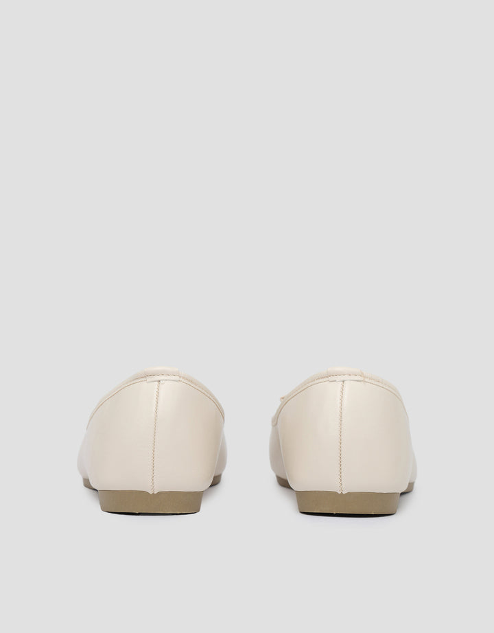 St. Yves Sepatu Flat Scc12 Wanita