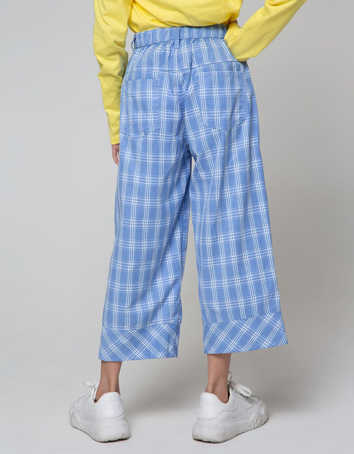 Aero Pants Capri Checkered Pattern
