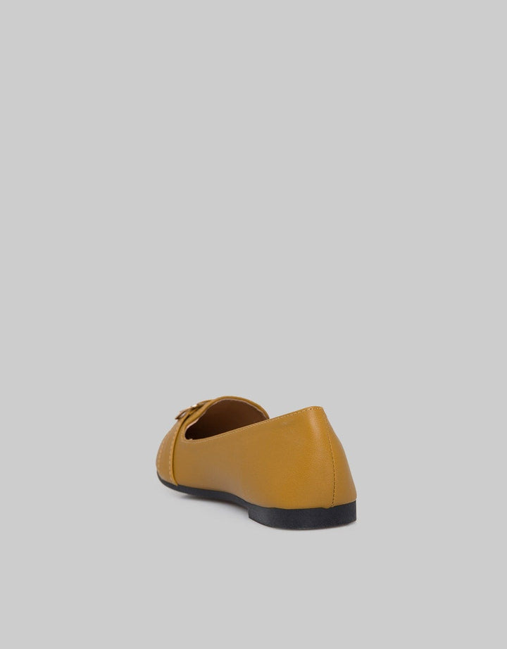St. Yves Ballerinas Woman