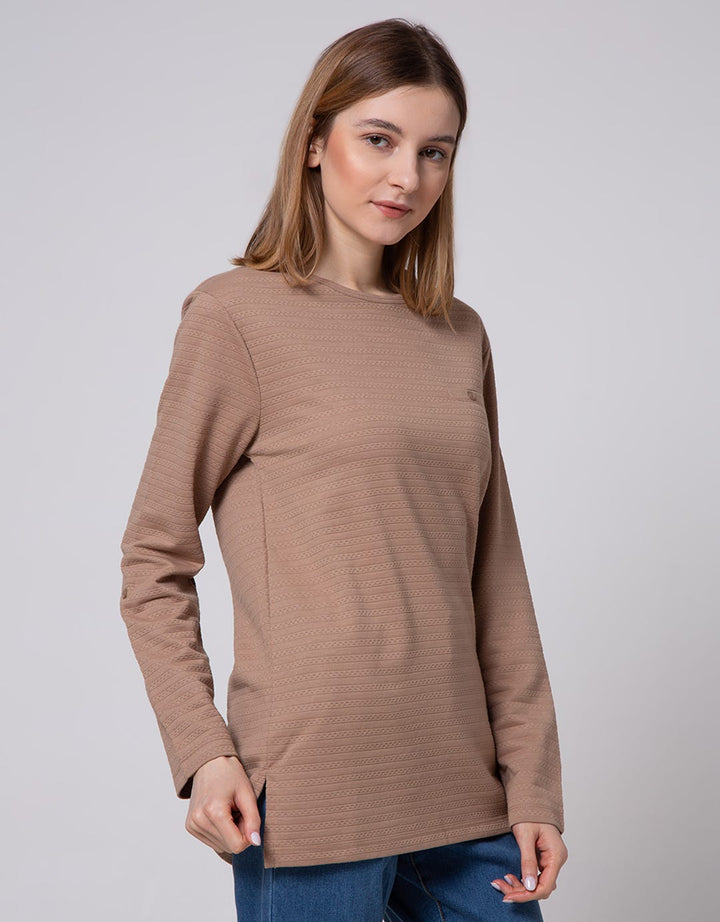 St. Yves Long Sleeve T-Shirt Embossed Dots