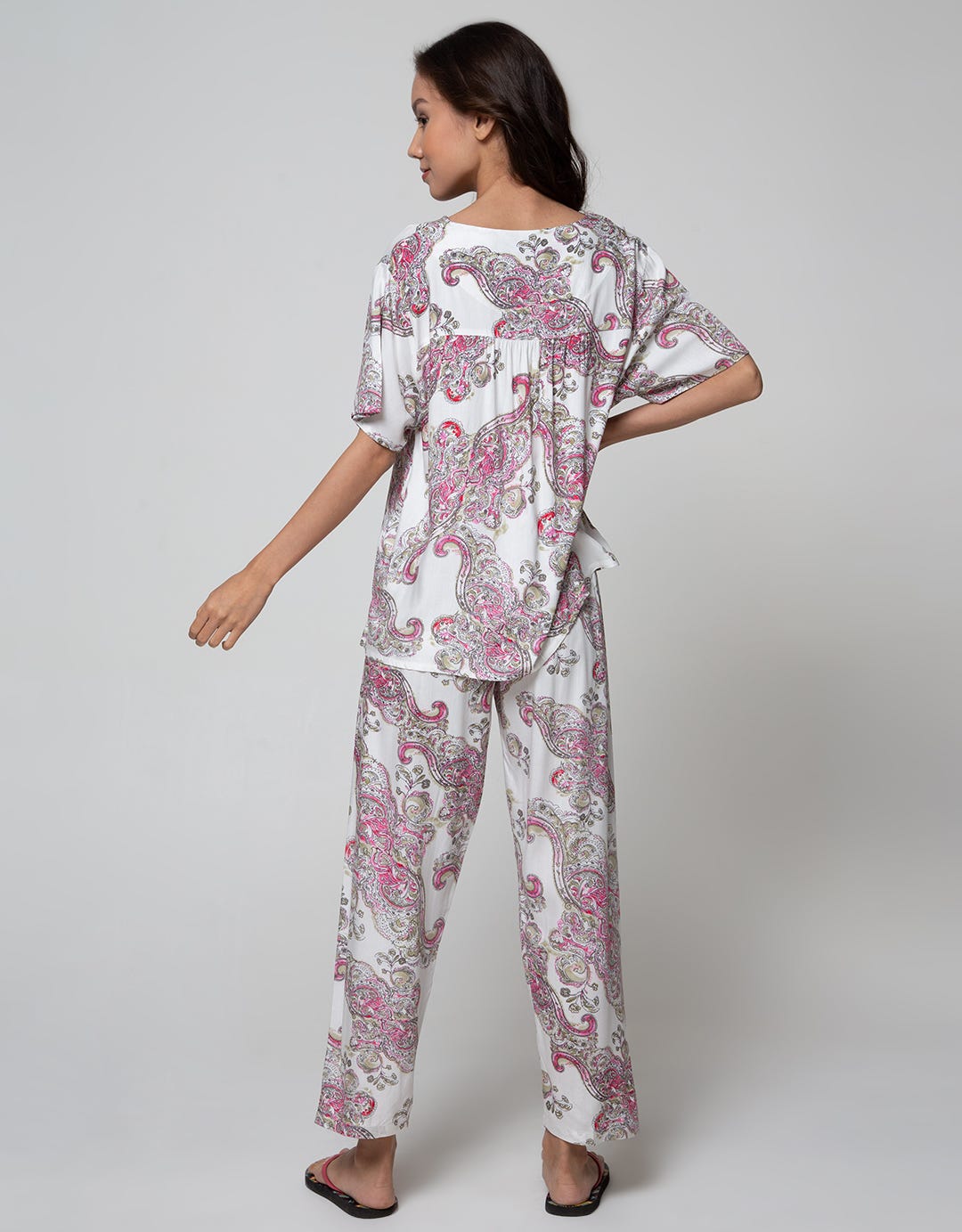 St. Yves Short Sleeve Pajama Pants Flower Abstract