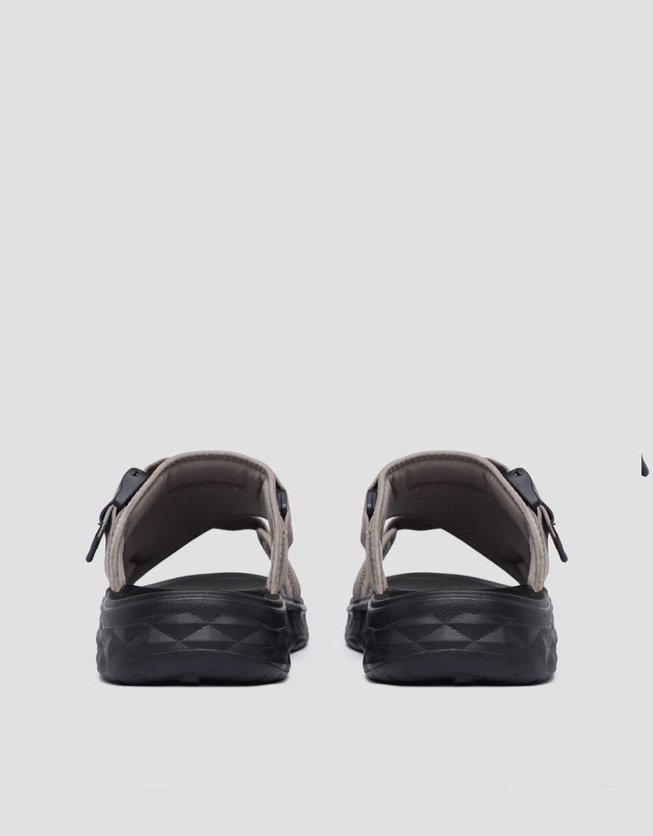 Nevada Buckle Sandal Flip Flop Pria