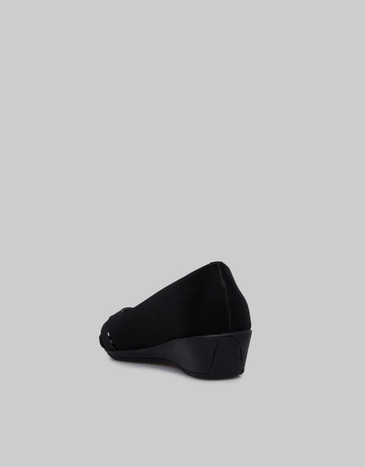 St. Yves Ballerinas Woman Open Side Strap