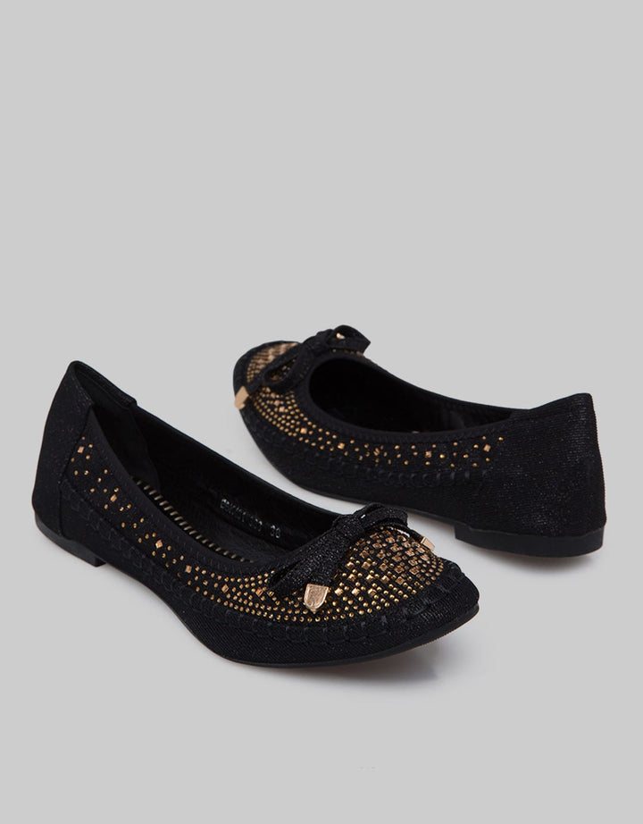 Peter Keiza Studded With Ribbon Flatshoes