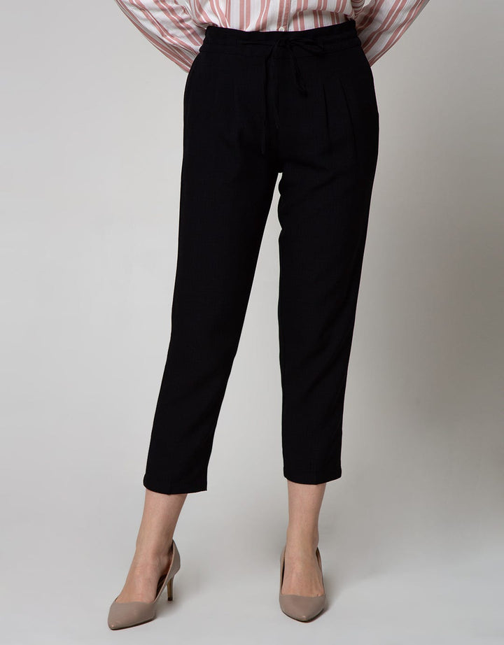 Connexion Ankle Pants With Two Side Pockets