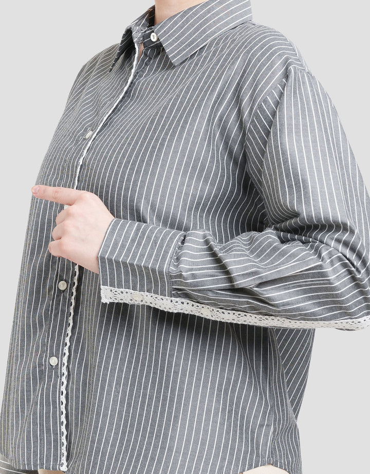Connexion Stripe With Back Lace Kemeja Wanita