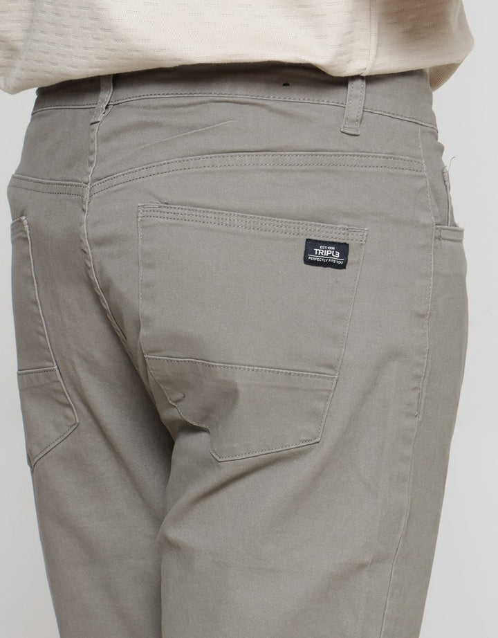 Triple Trouser Basic Slim Fit Celana Pria