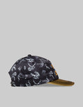 Marvel Avenger Topi Marvel Comic Gold