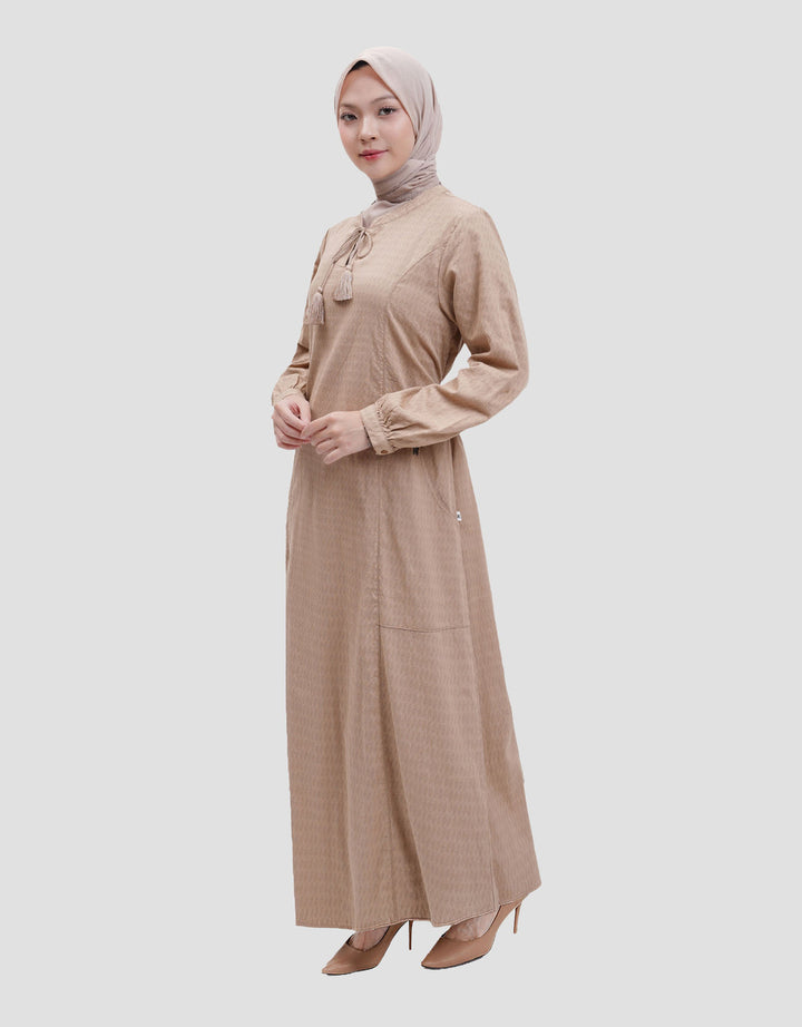 Expand Larifa Dress Wanita