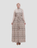 Expand Kylea Dress Wanita