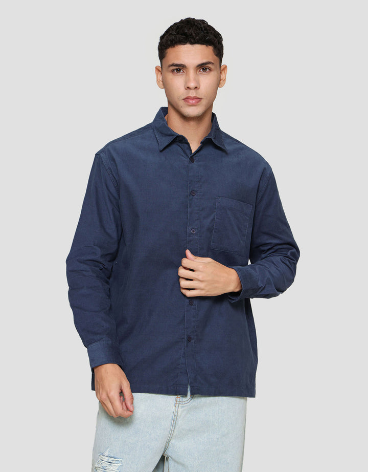 Nevada Solid Corduroy With Pocket Kemeja Pria