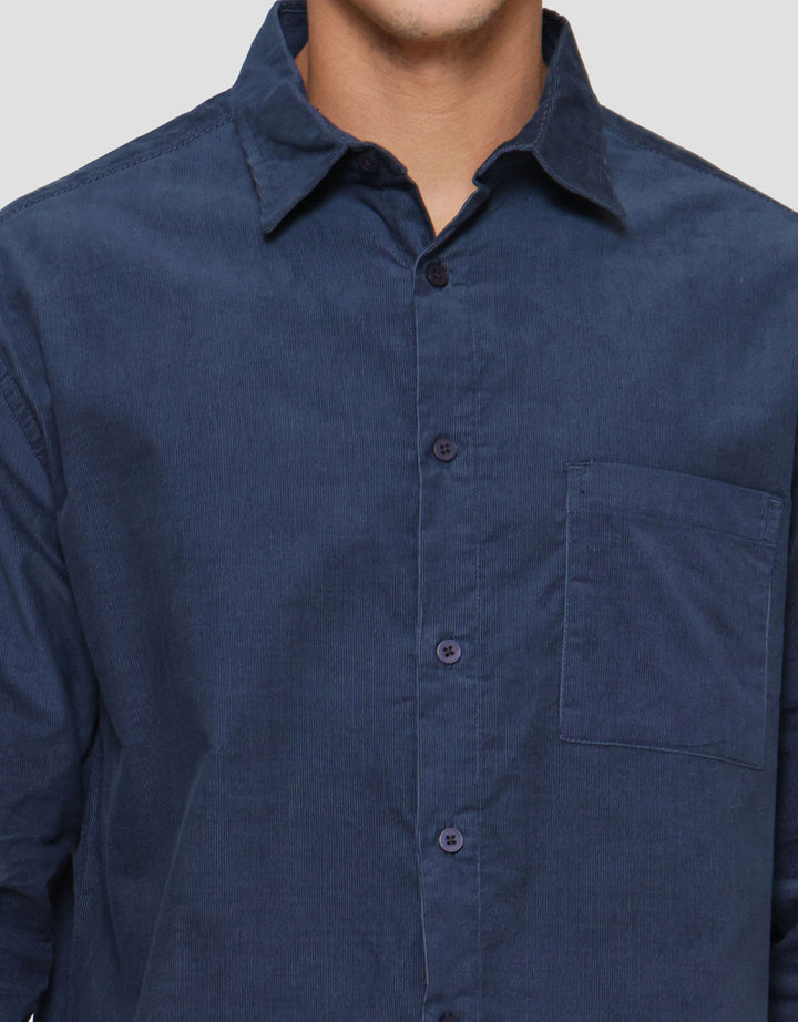 Nevada Solid Corduroy With Pocket Kemeja Pria