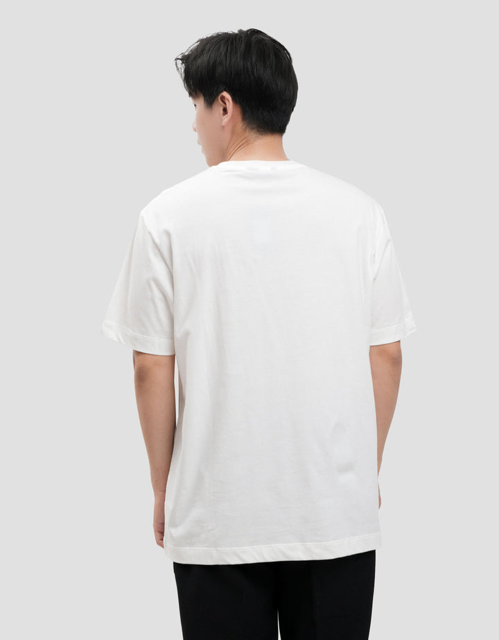 Cole Graphic Hd Awaken Rise Kaos Pria