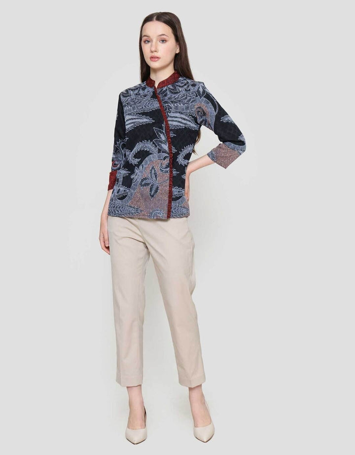 Arjuna Weda Pasung Keris Blouse Batik Wanita