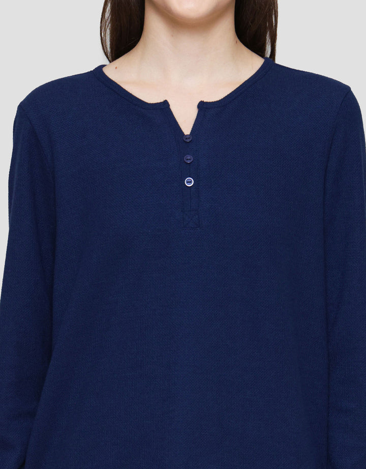 Connexion V-Neck Texture Kaos Lengan Panjang Wanita