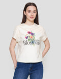 Connexion Print Boquet Flowers Kaos Wanita