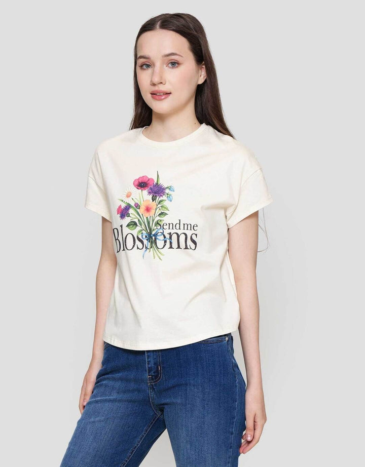Connexion Print Boquet Flowers Kaos Wanita