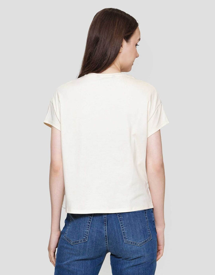 Connexion Print Boquet Flowers Kaos Wanita