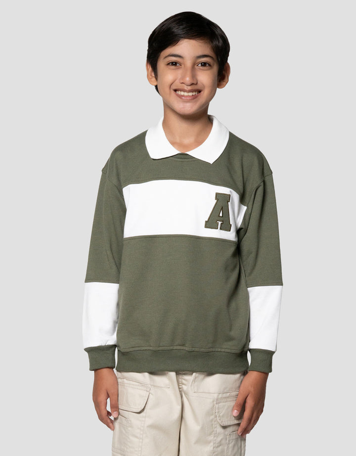 Nevada Collar Cut N Sewn Patch Alphabet Sweater Anak Laki-laki