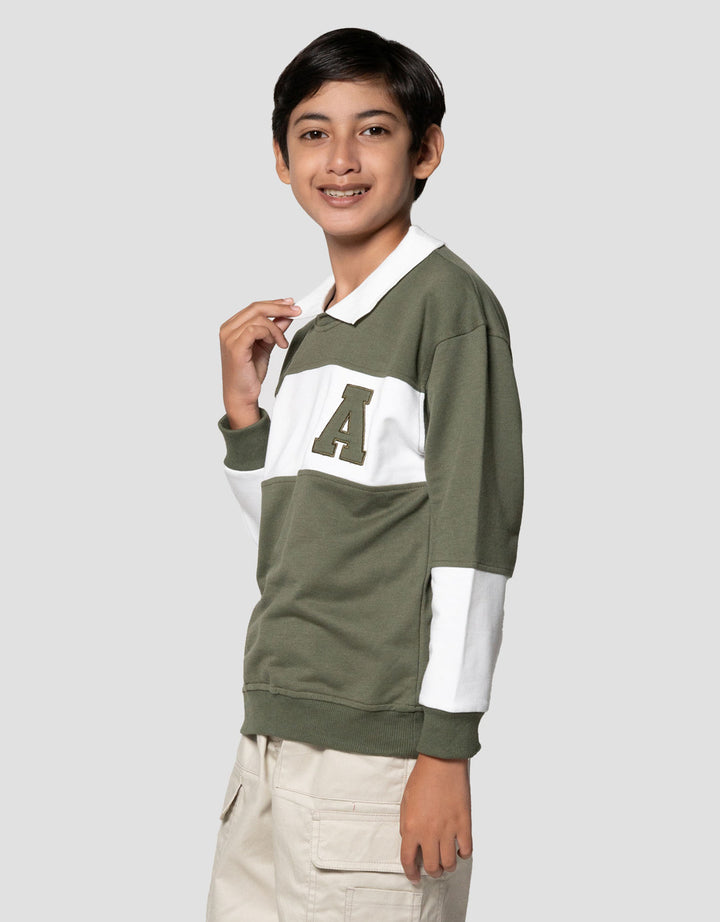 Nevada Collar Cut N Sewn Patch Alphabet Sweater Anak Laki-laki